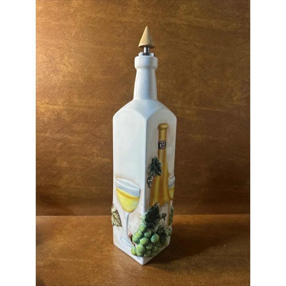 BELLA CASA BY GANZ 3D FRUITS OIL BOTTLE Wine, And Grapes  RARE!!!
